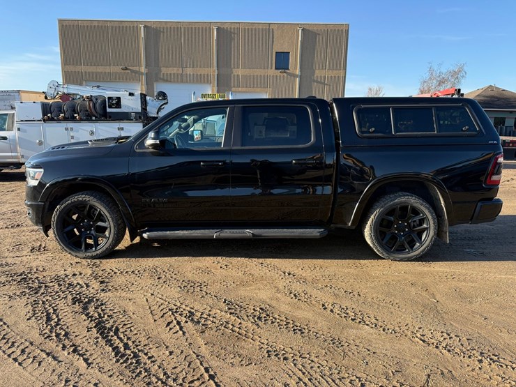 2021-dodge-1500-image-2
