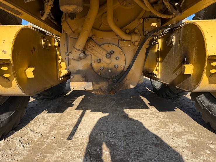 caterpillar-140g-image-85