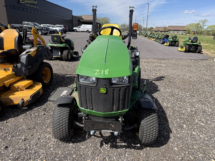 john-deere-1025r-image-2