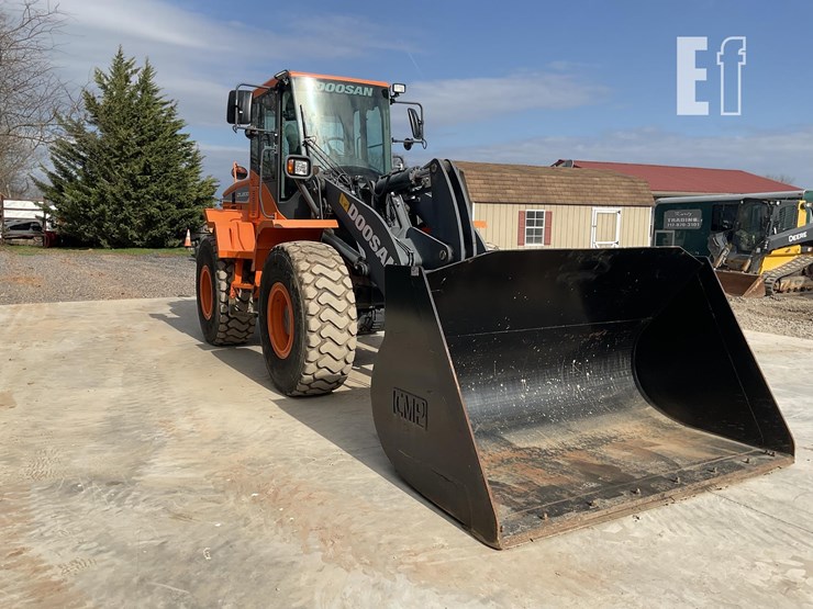 2021-doosan-dl200-5-image-6