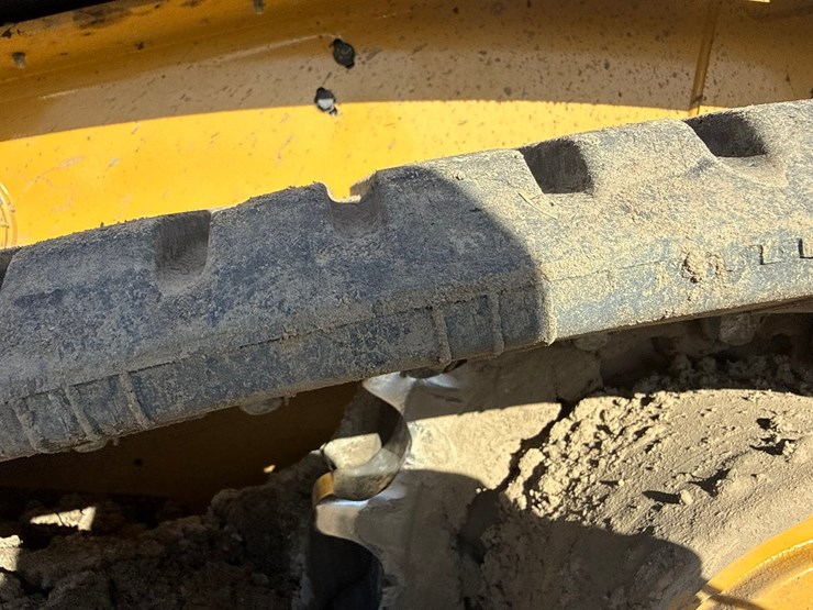 caterpillar-255-image-61