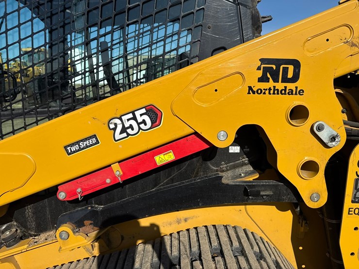 caterpillar-255-image-20