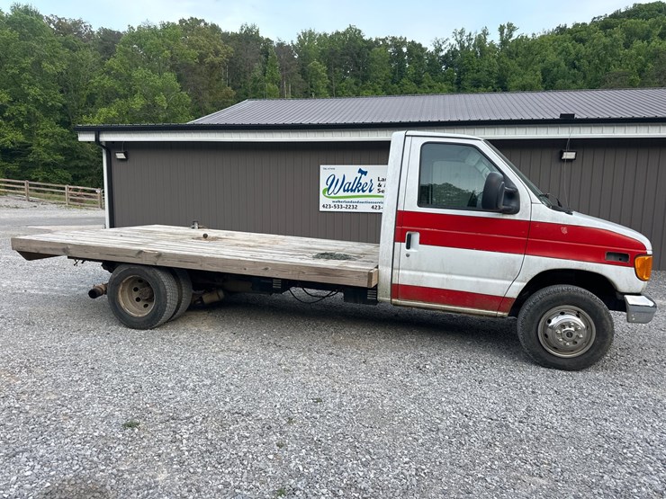 2007-ford-e450-image-5