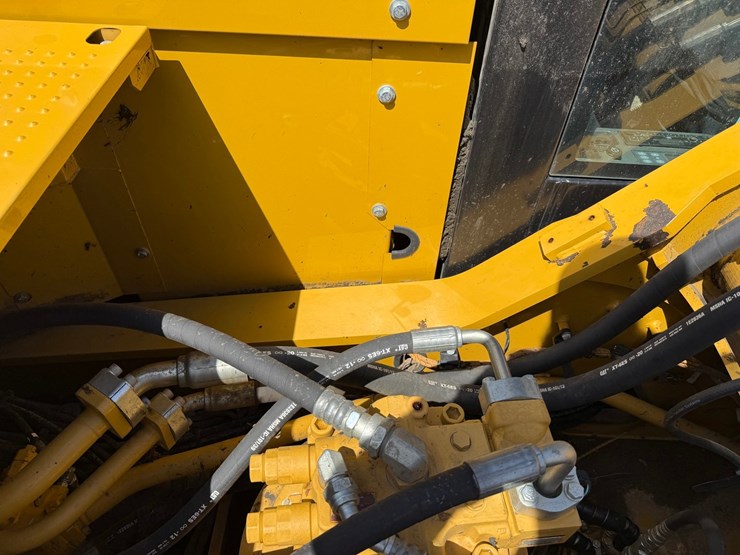 caterpillar-336fl-image-69