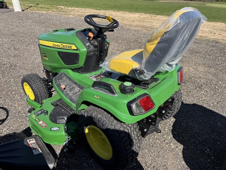 john-deere-x758-image-4