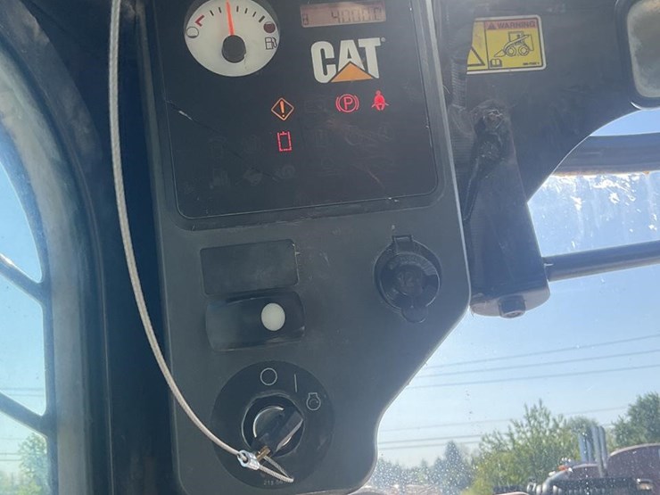 2012-caterpillar-289c2-image-18