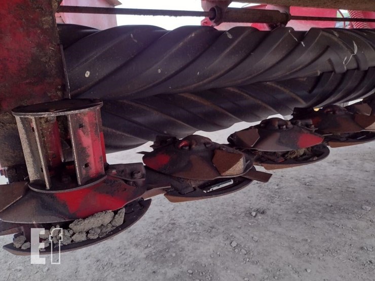 new-holland-h7230-image-13