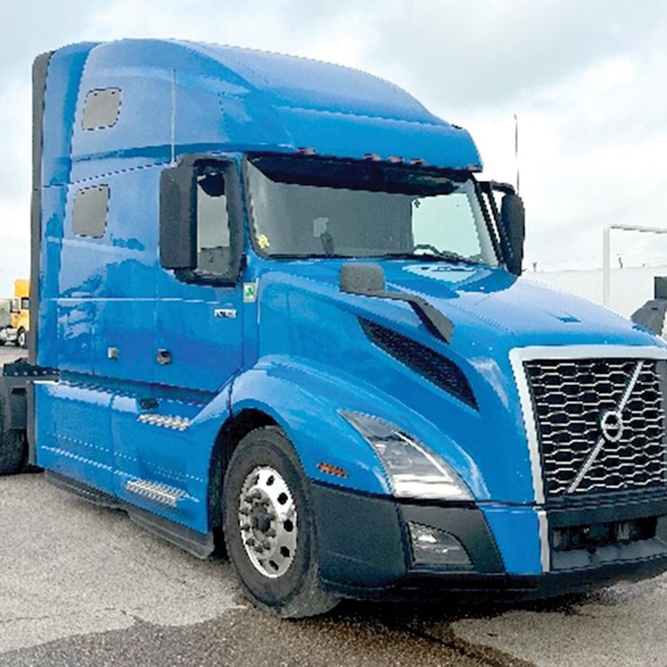 2021 VOLVO VNL 760