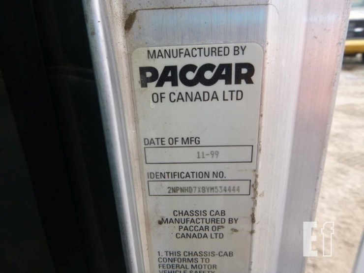 2000-peterbilt-330-image-6