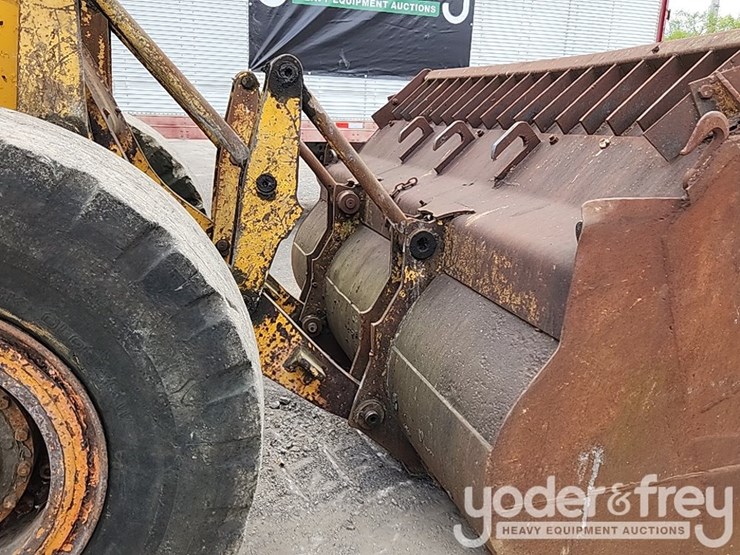 caterpillar-966c-image-9