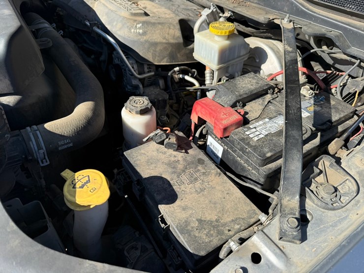 2021-dodge-2500-image-16