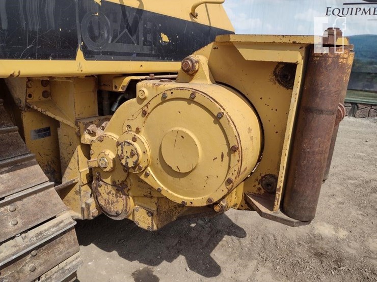 2006-caterpillar-d5n-xl-image-38
