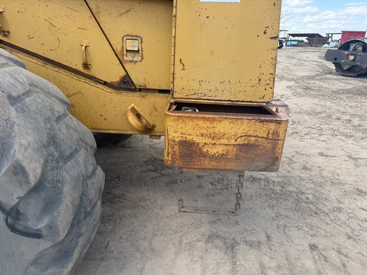caterpillar-966d-image-52