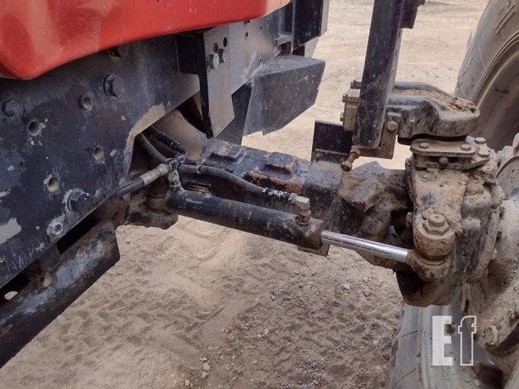 massey-ferguson-8270-image-29