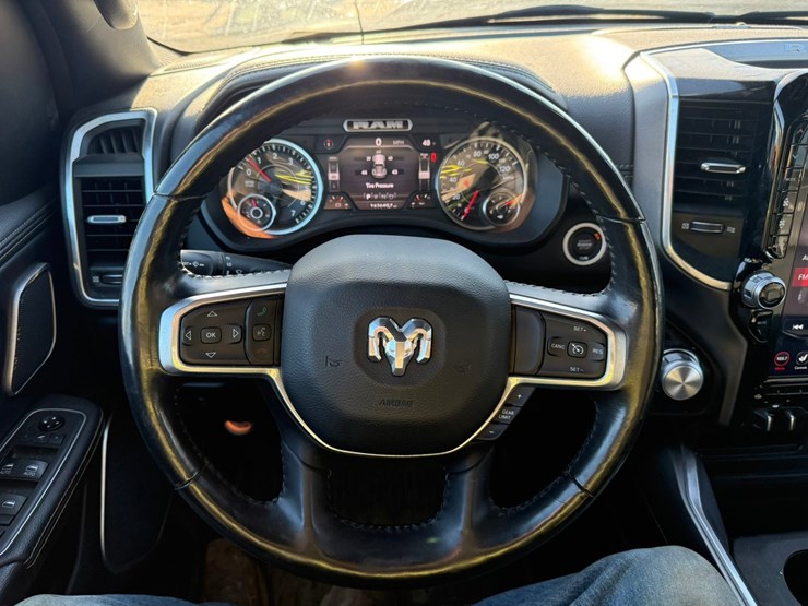 2021-dodge-1500-image-48