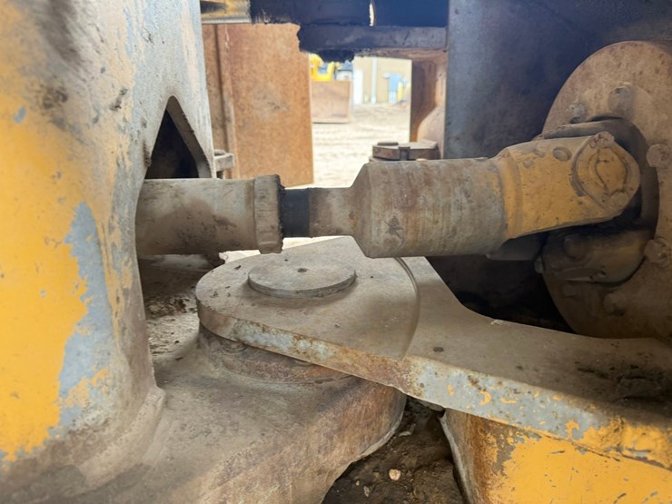 caterpillar-966d-image-64