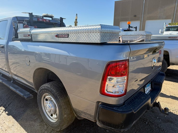 2021-dodge-2500-image-22
