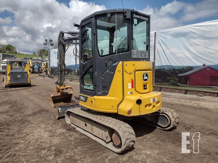 2022-deere-35g-image-42