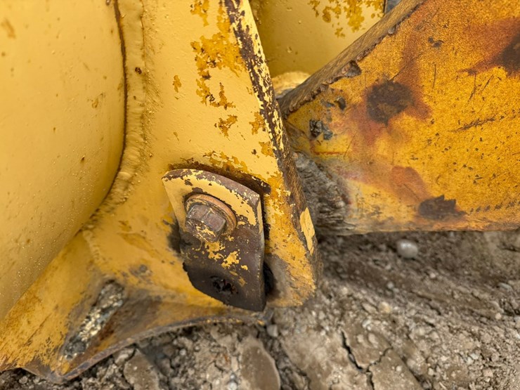 caterpillar-966e-image-22