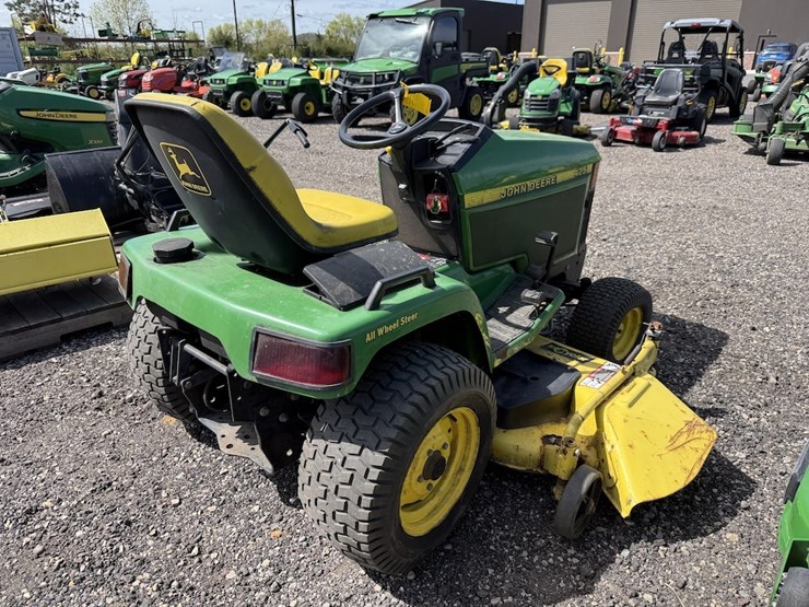 john-deere-425-image-4