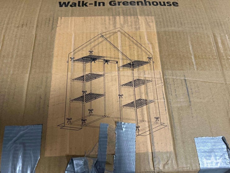 walk-in-greenhouse-image-2