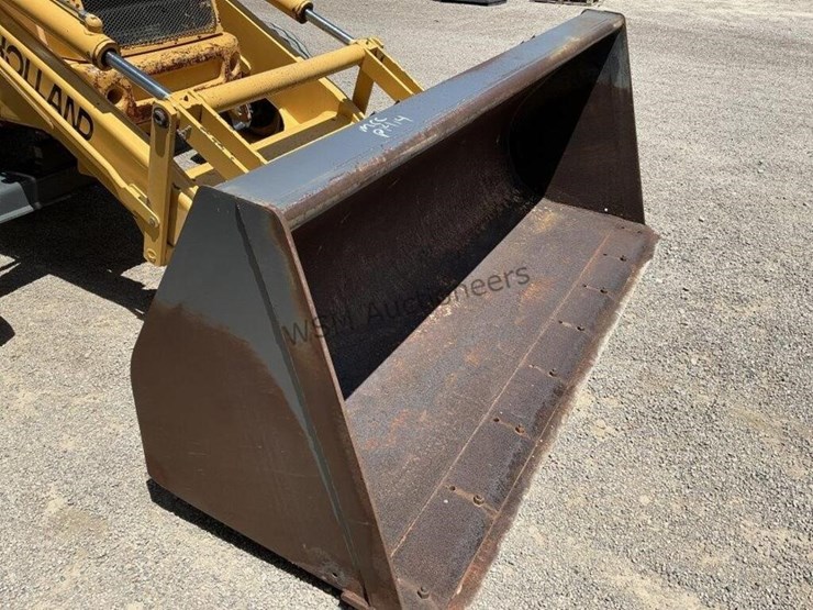 new-holland-555e-image-16