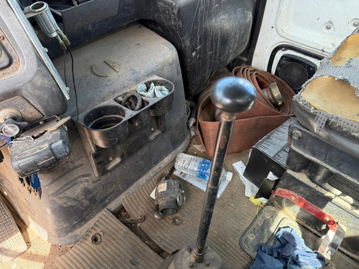 1993-ford-l8000-image-46