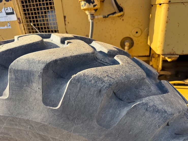 caterpillar-140g-image-96