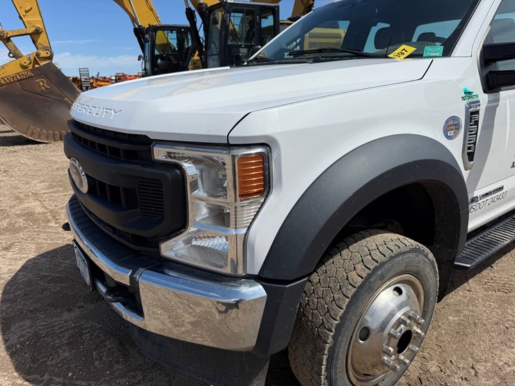 2020-ford-f550-xl-image-11