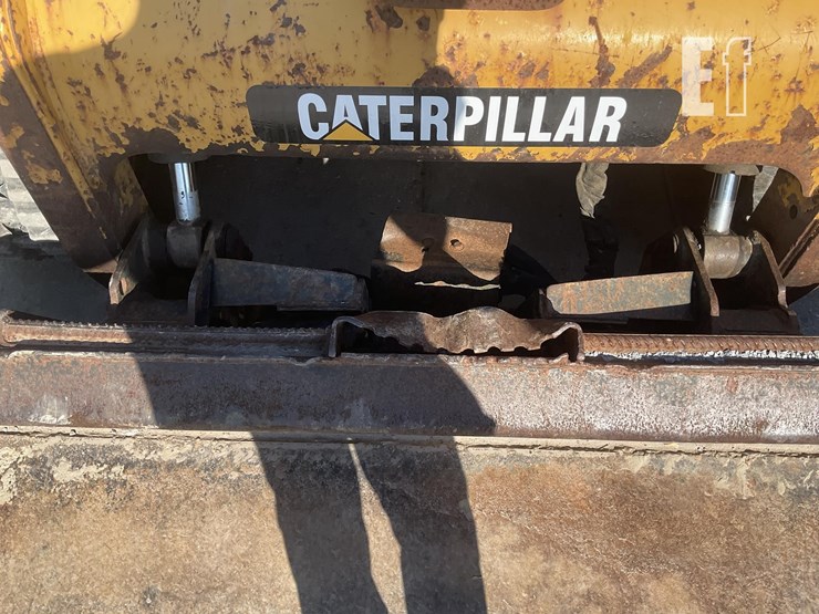 2012-caterpillar-289c2-image-12