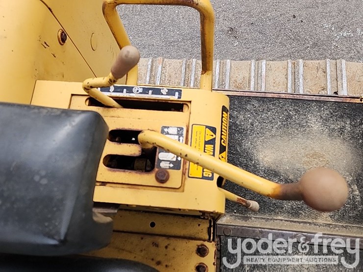 deere-655b-image-30