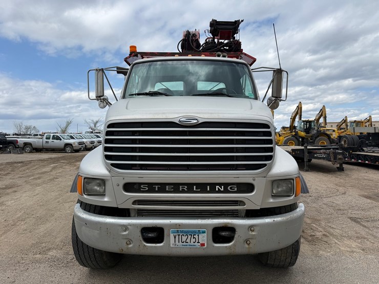 #6443-•-2003-sterling-boom/crane-truck-image-8