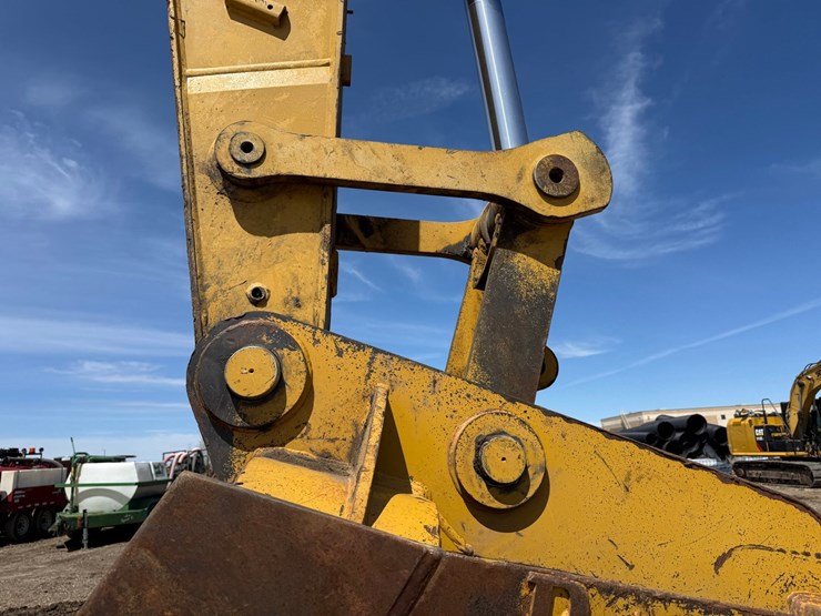 caterpillar-336fl-image-17
