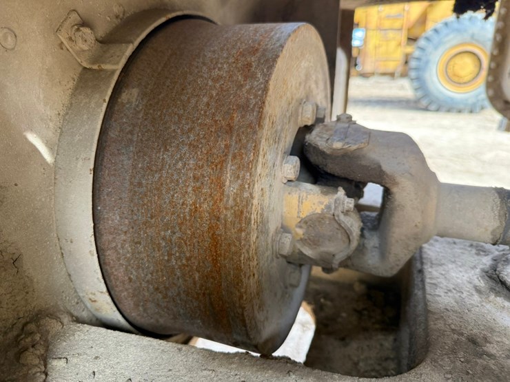caterpillar-950f-image-40
