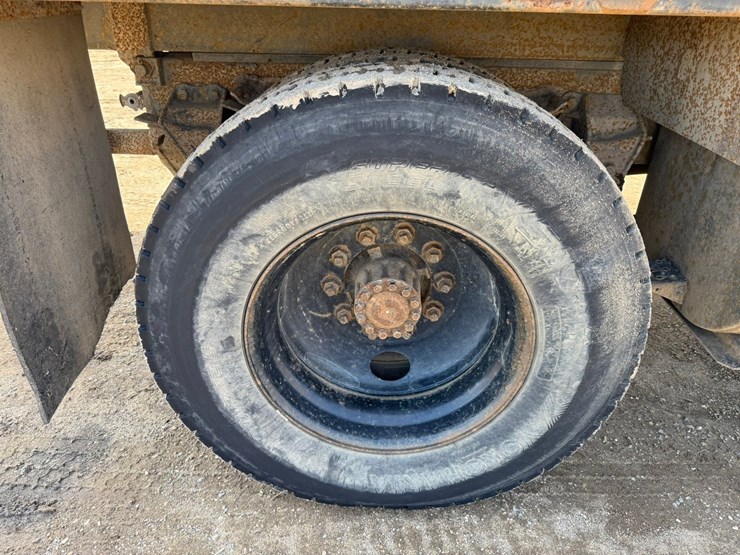 1993-ford-l8000-image-59