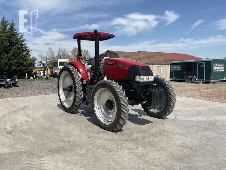 2017-case-ih-farmall-140a-image-6