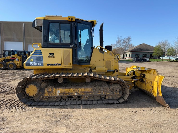 2014-komatsu-d51pxi-image-6