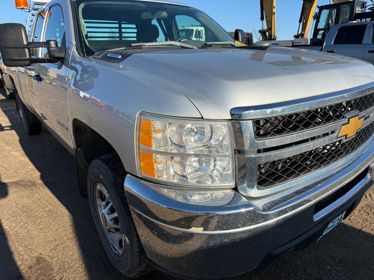 2014-chevrolet-2500-image-9