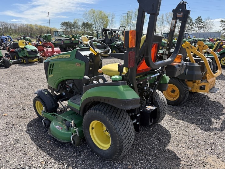 john-deere-1025r-image-6