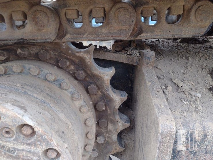 2006-deere-270d-lc-image-17