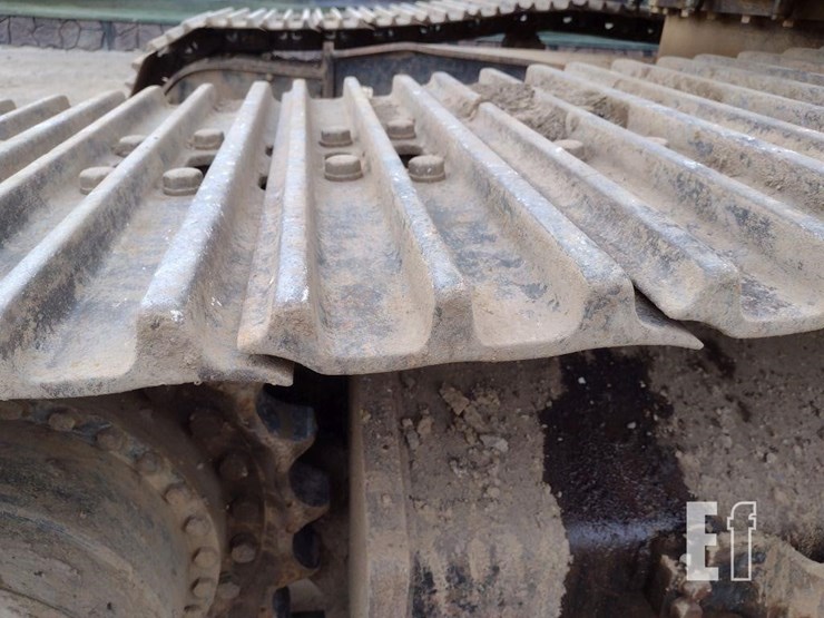 2006-deere-270d-lc-image-18