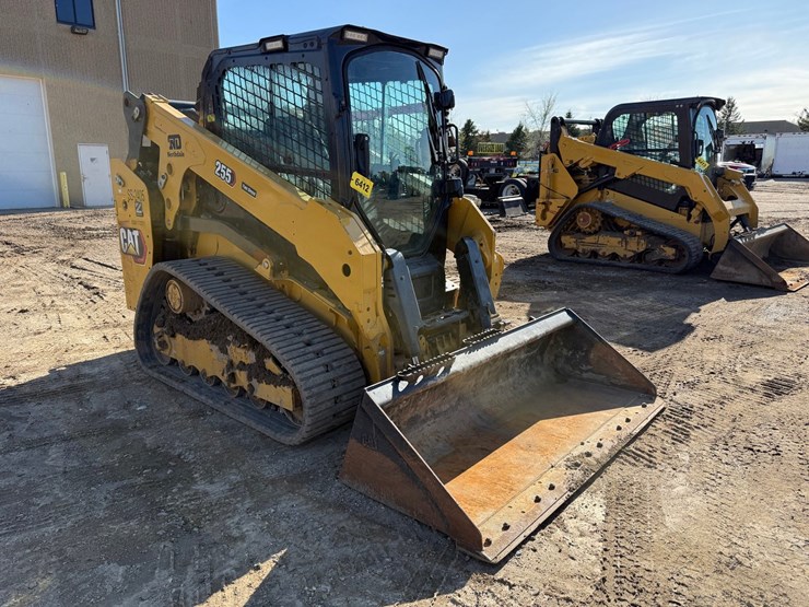 caterpillar-255-image-7