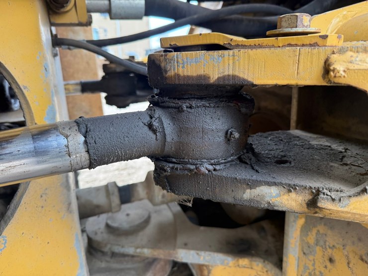 caterpillar-966d-image-62
