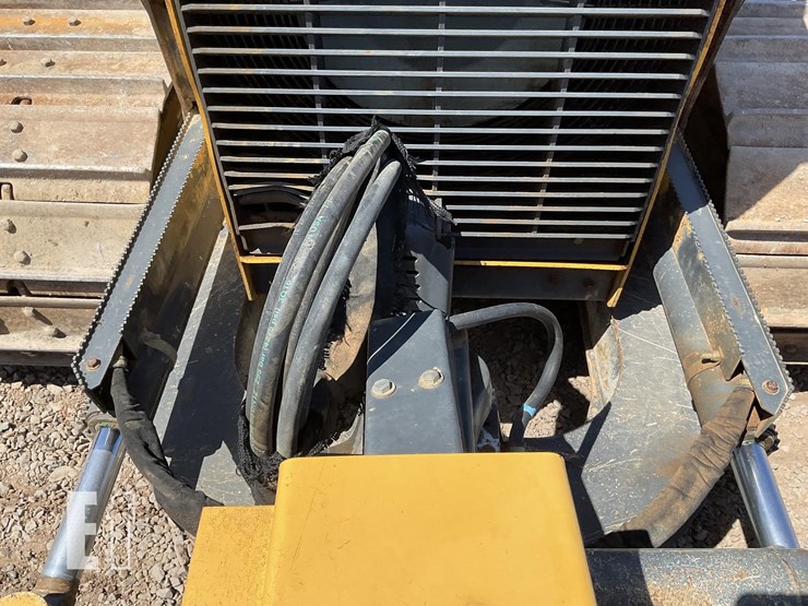 2017-deere-700k-image-11