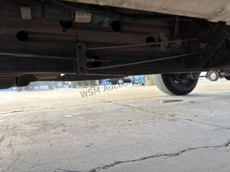 2012-chevrolet-silverado-1500-image-27