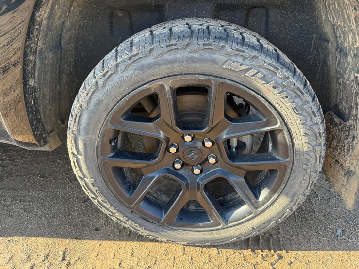 2021-dodge-1500-image-52