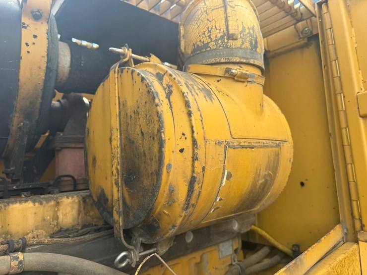 caterpillar-966d-image-82