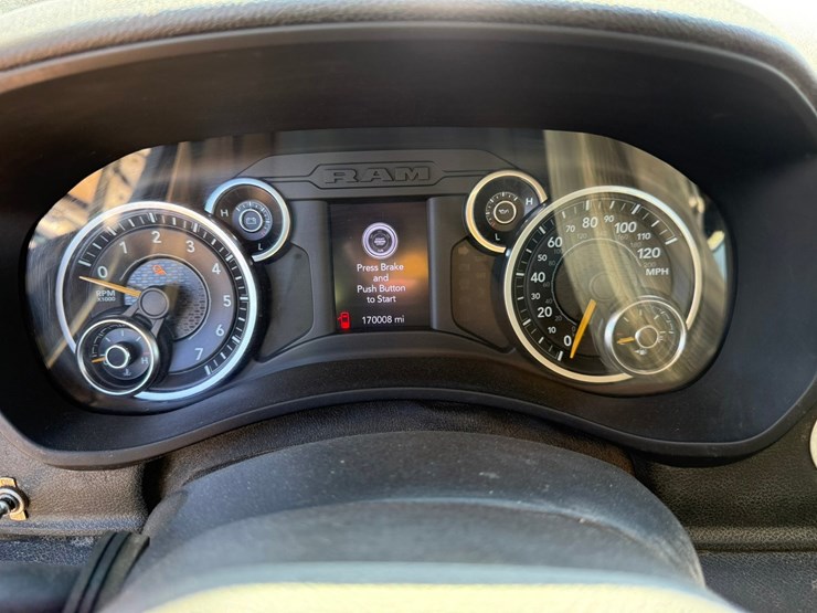 2021-dodge-2500-image-47
