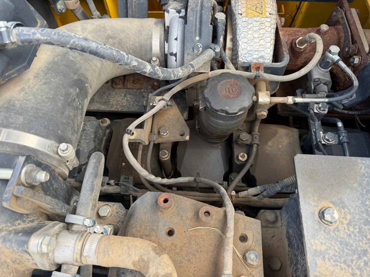 komatsu-pc490-lc-11-image-45