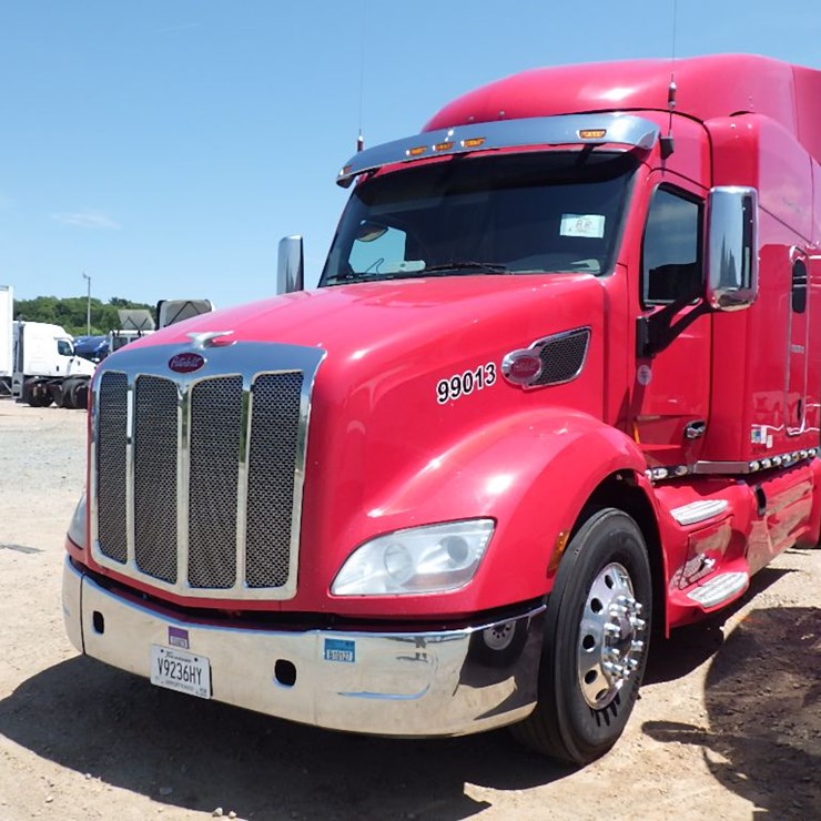 2018 PETERBILT 579